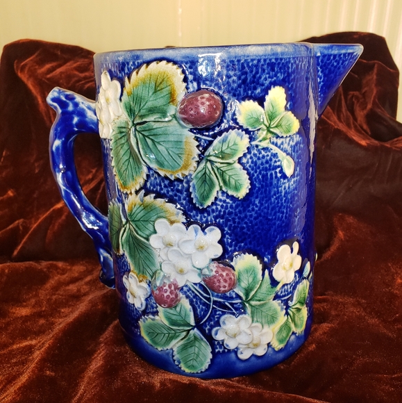 unbranded Other - Majolica Blue Pitcher with Strawberries